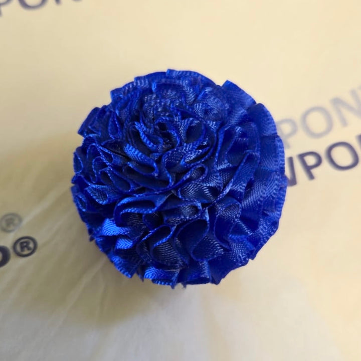 Frill Layered Carnation