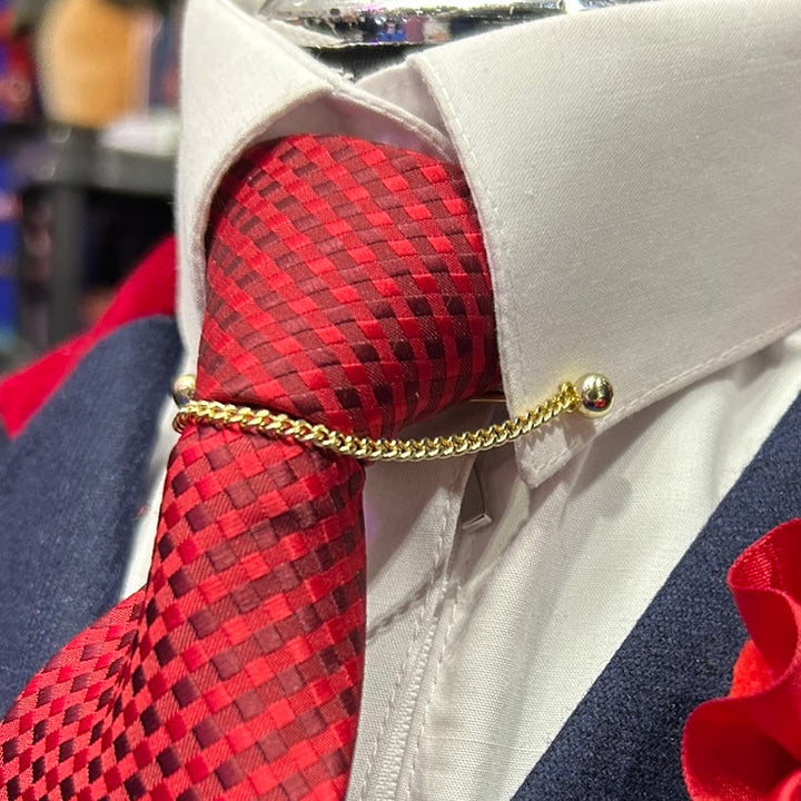 Collar Pin With Removable Chain